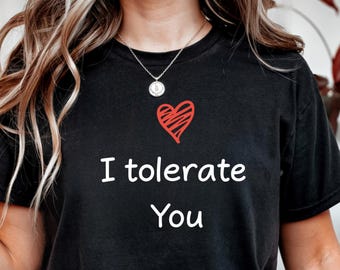 Diseño de camiseta divertida de San Valentín con frase sarcástica de amor (JPG 300 DPI)