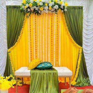 Haldi/Mehndi-ceremonibakgrundsdekor (dubbla lager sömda gardiner + rekvisita)
