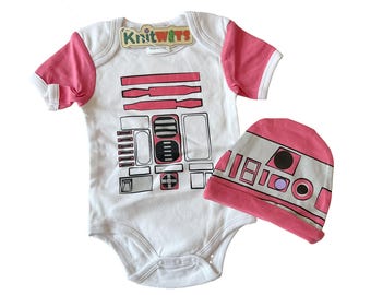 R2D2 (PINK) Baby Onesie – Star Wars Inspired Baby Shower Gift, Cosplay Bodysuit