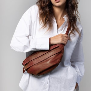 Tan Brown Leather Crossbody Bag for everyday use : Casual Sling bag perfect for travel in Caramel Brown Italian Leather image 15