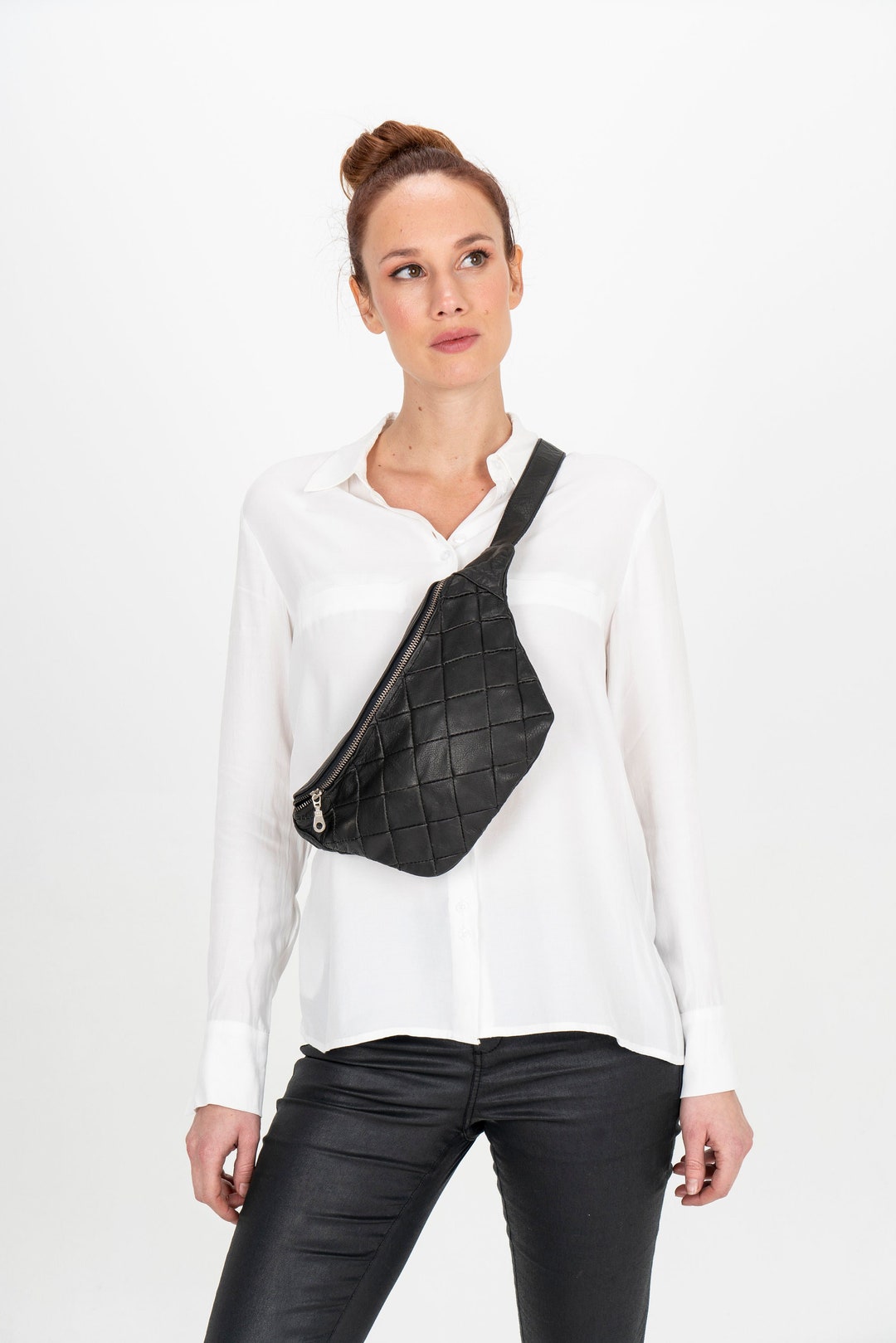 ★韓国の人気★【NOIRER】★LEATHER BUM-BA.G★バッグ★ Womens Black Leather Bum Bag | 100% Premium Leather – Khadeejahs