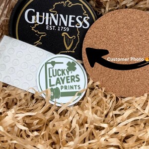 Anpassat Guinness-inspirerat underläggsset – 6 delar med hållare bild 4