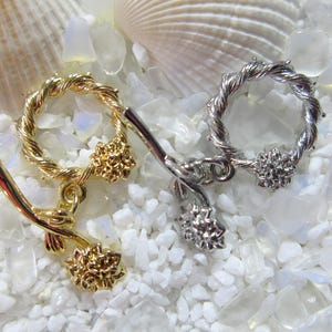 Brass Flower Toggle Clasp - 15mm - Select Color 18K Gold or Platinum Color Plated