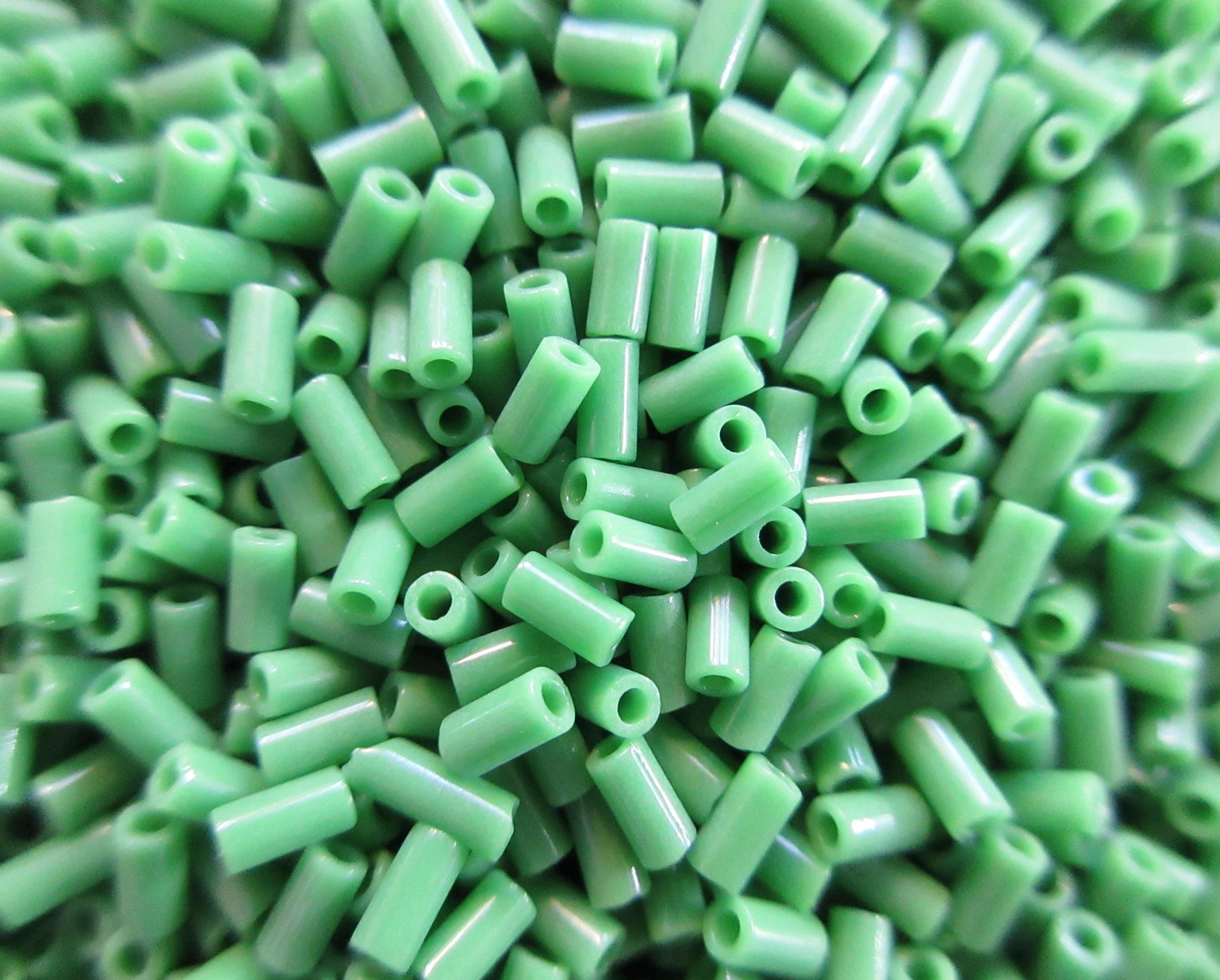 11-411, Miyuki 22g Op Pea Green 11-411, Miyuki 22g Op Pea Green