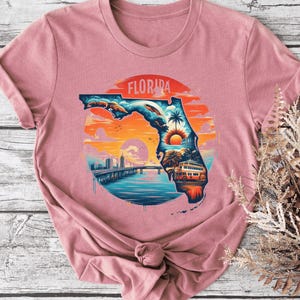 Florida T-shirt, Florida Vocation Crewneck, Florida Souvenir, Florida Trip Gift, State T-shirt, Florida Map Crewneck, Florida State Tee