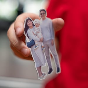 Personalized Photo Fridge Magnets: Custom Magnetic Stickers