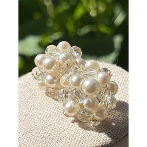 LISNER White & Crystal Earrings