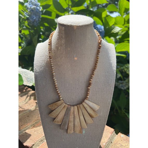 Vintage Shell Fan Statement Bohemian Style Neckla… - image 2