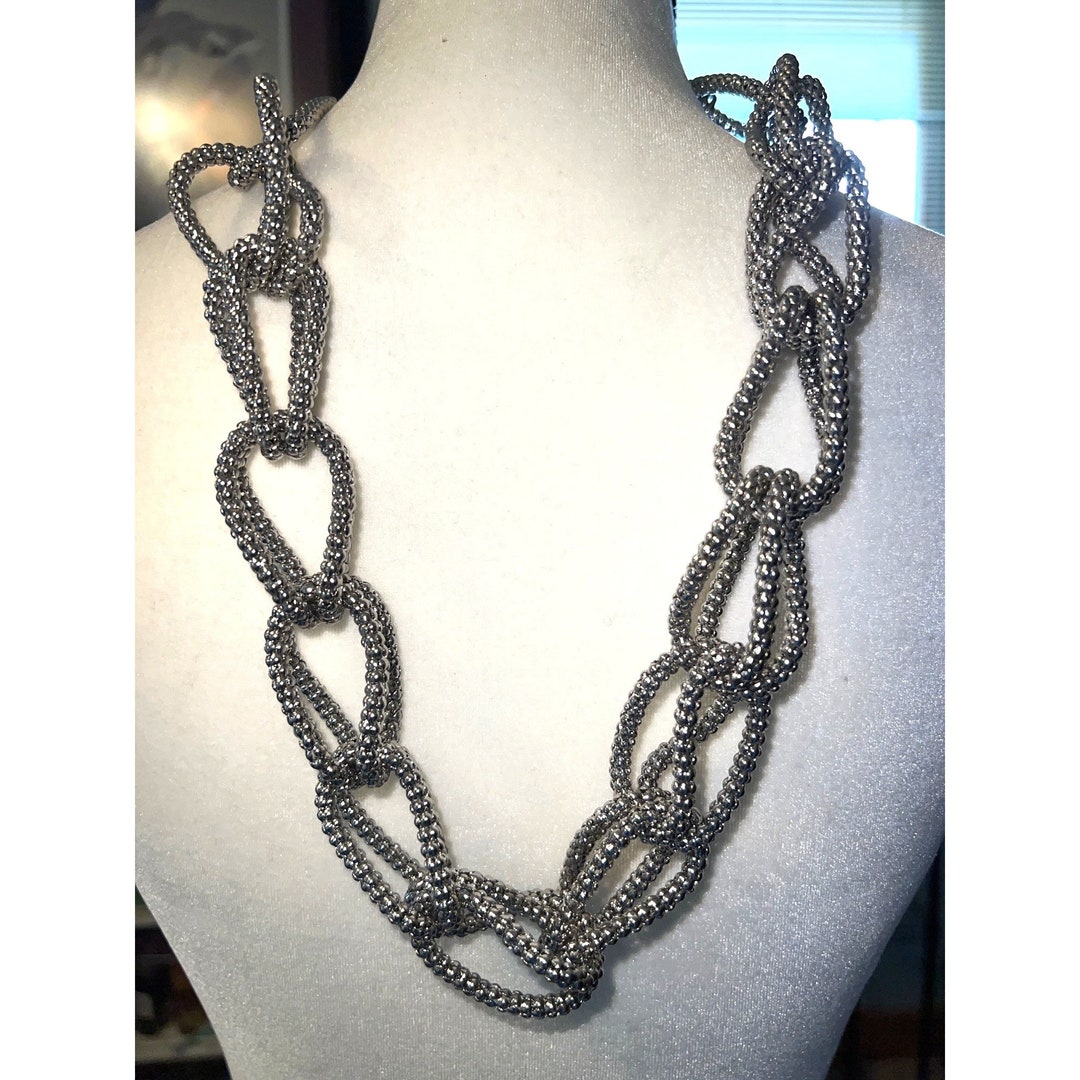 Silver Wavy Linked Discs Toggle Statement Necklace Set