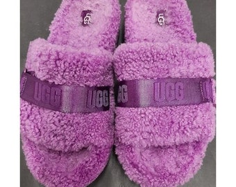 UGG Fuzzy paarse instapsandalen voor dames - maat 9