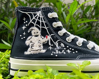 Dessins de dessins animés de broderie à la main personnalisés Converse High Neck Broderie personnalisée Spider Web Chuck Taylor All Star Valentine Cadeaux pour lui