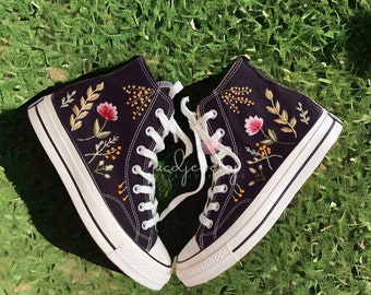 Custom Embroidery Sweet Lavender Flowers Chuck Taylor Canvas Shoes Personalized Bridal Embroidered Flowers Sneaker Wedding Gifts For Her