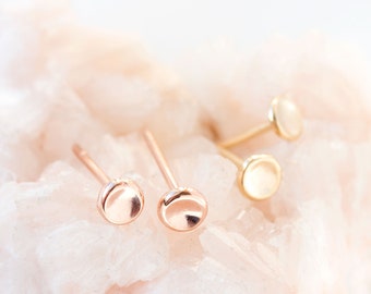 Tiny pebble 14k gold stud earrings, solid 14k gold, gift for her, small rose gold earrings, recycled, minimalist, post earrings