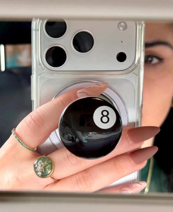8 Ball MagSafe Phone Grip • Retro Magnetic Phone Holder