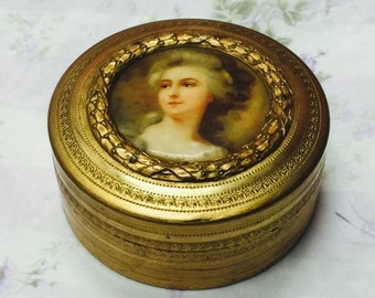 Antique French Marie Antoinette Hand Made and Hand Painted Gold Round Case Holder Trellis Beautiful Treasure