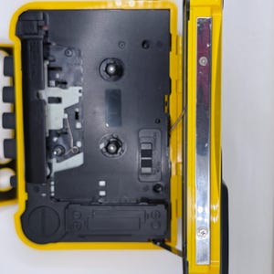 Neuwertiger 1988 Sony WM-AF58 (Made in Taiwan) Kassette Walkman; Vollständig restauriert / gewartet: Kostenlose Kassette + Kopfhörer Bild 9