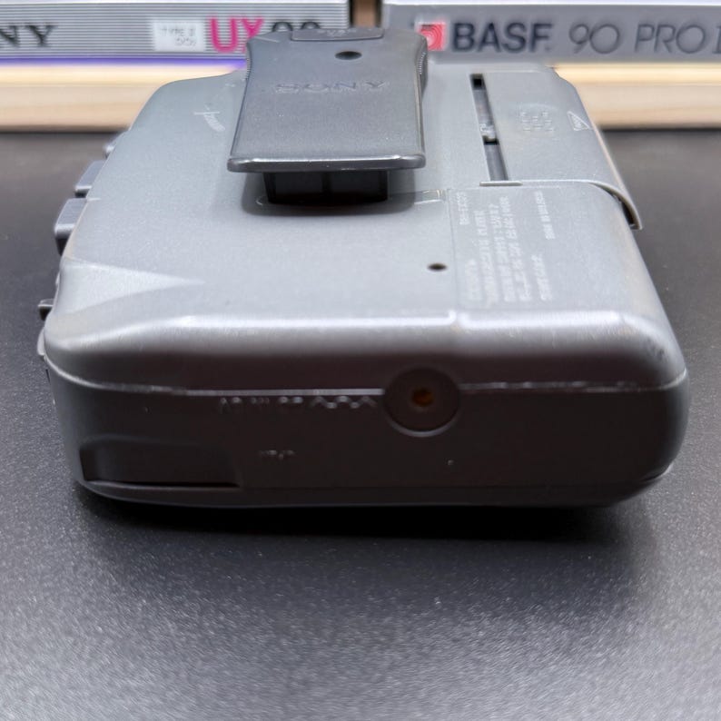Nyrenoverad Sony WM-FX323 kassettspelare från 1996; Helt restaurerad: Gratis kassett + hörlurar bild 7
