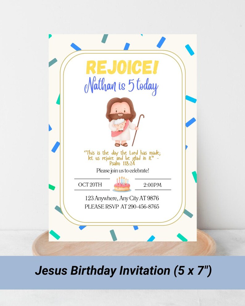 K&ouml;nnte beinhalten: Rechteckige Einladungskarte mit cremefarbenem Hintergrund und dem Text "REJOICE! Nathan ist heute 5". Sie enth&auml;lt eine Illustration von Jesus und einem Lamm, mit Veranstaltungsdetails und dem Text "Jesus Birthday Invitation (5 x 7")".