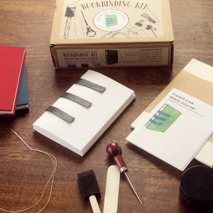 Kit de encuadernación: kit completo de encuadernación con puntadas de eslabones franceses con herramientas, suministros y libro de instrucciones imagen 1
