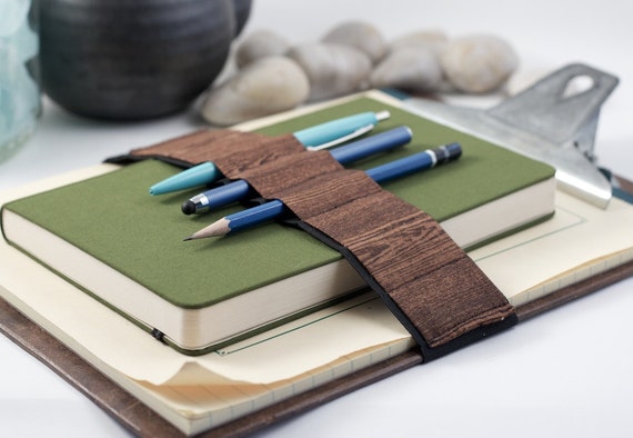 Pencil Case Alternative // Woodgrain // a Better Pencil Case