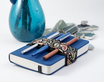 Mini Bandolier // birds & hearts // (a better pencil case, journal pen holder, book strap, pen loop, pencil roll, pen bandolier)