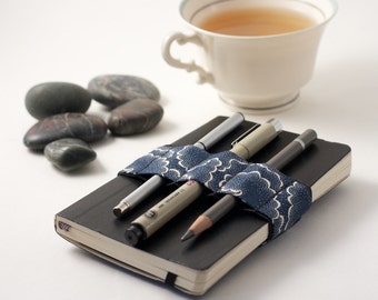 Mini Bandolier // navy tempest // (a better pencil case, journal pen holder, book strap, pen loop, pencil roll, pen bandolier)