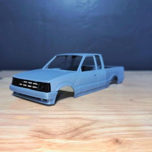 Scx24 (155wb) 1986 Mazda B2000 scale body