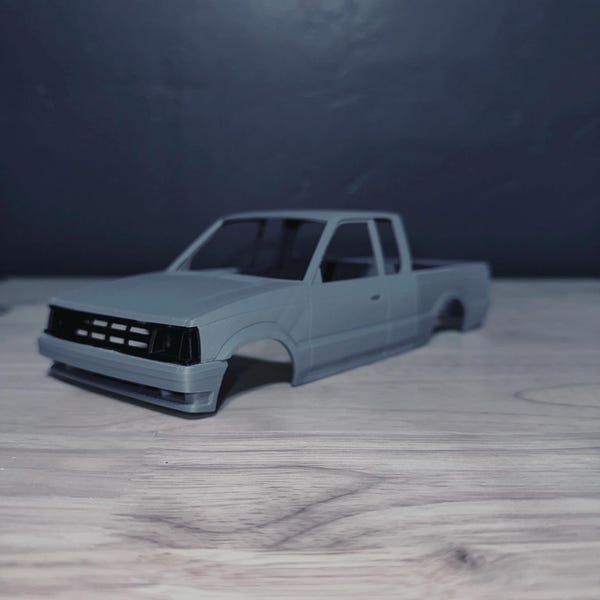 Scx24 (155wb) 1986 Mazda B2000 scale body