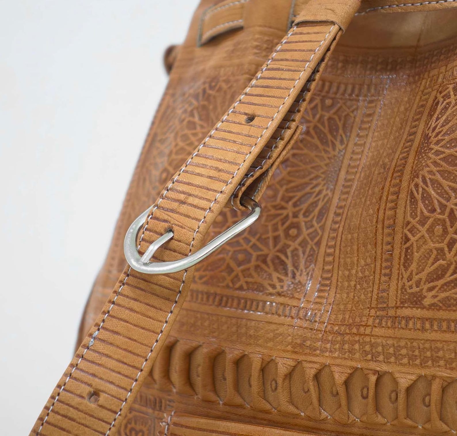 Handmade Moroccan Leather Shoulder Bag - Boho Bucket Crossbody Purse — view 4
