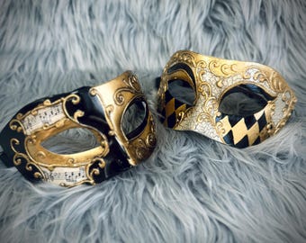Men's Black & Gold Masquerade Eye Mask  : Mardi Gras , Halloween , Venetian Party Masks,