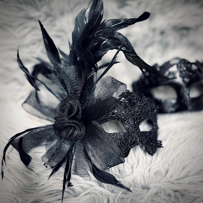 Black Men's or Women Masquerade Party Masks , Women Venetian Mask , Men's Eye mask For Halloween , Wedding Ball Costume , Mardi Gras Lady Large Feather