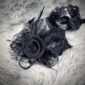 Black Men's or Women Masquerade Party Masks , Women Venetian Mask , Men's Eye mask For Halloween , Wedding Ball Costume , Mardi Gras Lady Mask