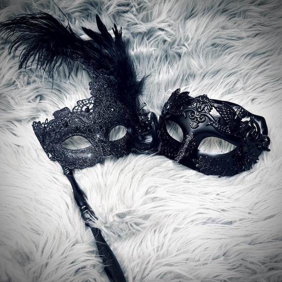 Black Men or Women Masquerade Masks , Men's Venetian Eye Masks, Women Wedding Party Mask with Stick or Elastic Band For Mardi Gras
