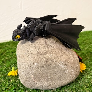 Toothless Dragon Toy, Articulated Dragon Figurine, 3D Printed Poseable Fantasy Decor, Inspired by How to Train Your Dragon