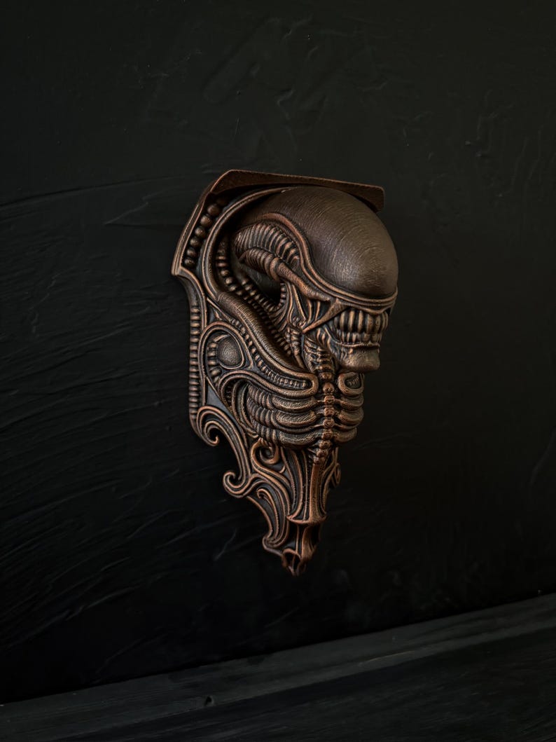 Alien Wall Art, 3D Printed Home and Office Decoration, Xenomorph Wall ...