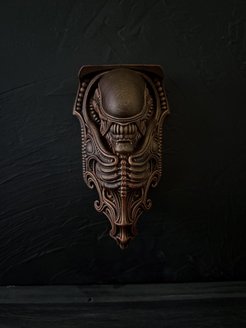 Alien Wall Art, 3D Printed Home and Office Decoration, Xenomorph Wall ...