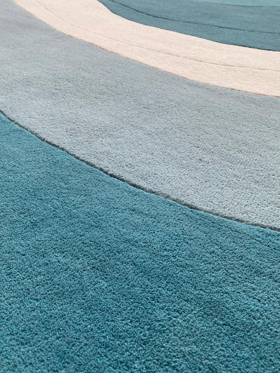 Hand Tufted Modern Coastal Wave Rug, Abstract Ocean Area Rug, Blue Aqua ...