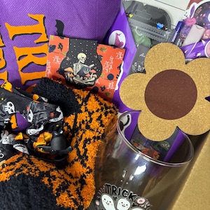 Halloween Blind Date met een boekendoos Spooky Blind Box Boo Basket Thriller Mystery Bookish Cadeaus voor haar Gezellige herfstcadeaudoos voor herfstliefhebbers