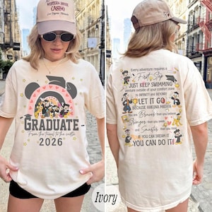 Disney Mickey & Friends afstuderen van de kwast tot het kasteel-shirt, afstuderen 2026 familie-T-shirt, afstudeerploeg, afstuderen Disney Castle
