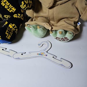 Lote de 2 peluches Build-A-Bear: El Niño, Grogu, Baby Yoda y Oso de Star Wars. imagen 4