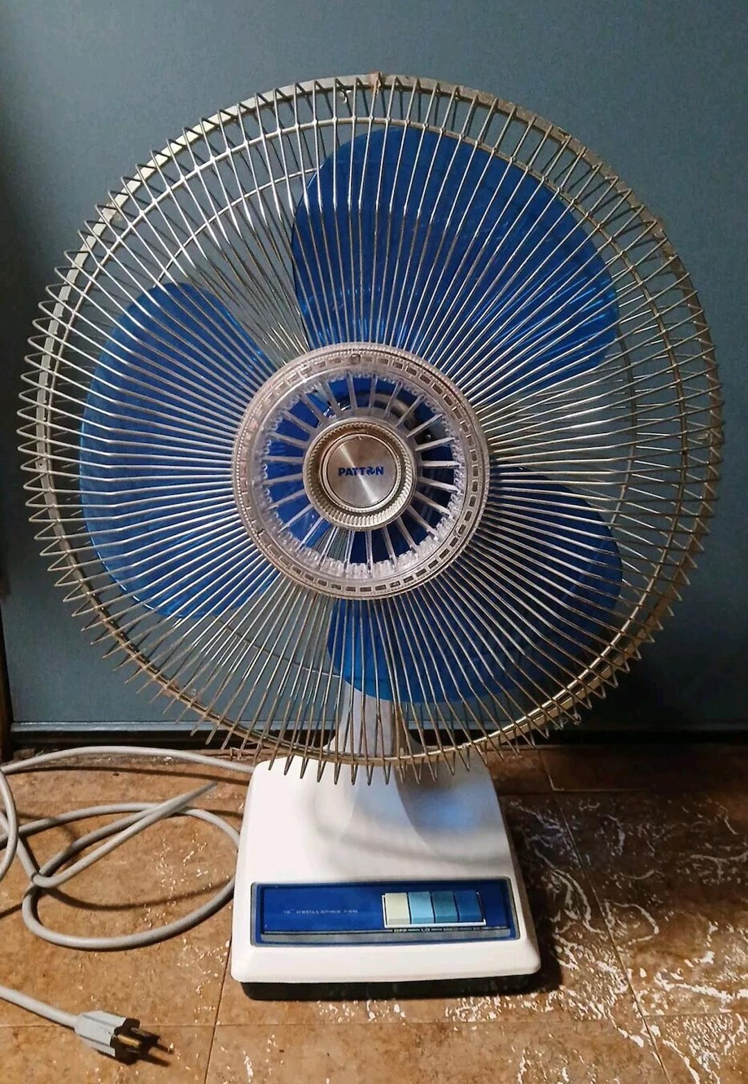 Vintage Patton Oscillating Fan 16” Blue Blades 1982 - Etsy