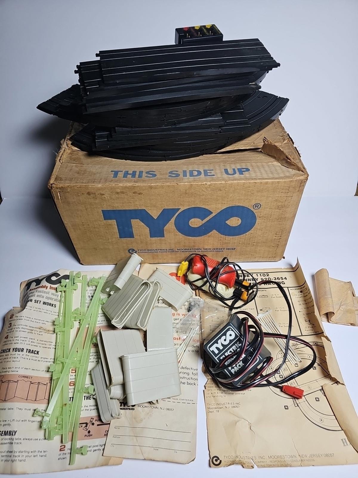 Tyco Electric Racing Set Nite Glow H 227 Slot Car HO Scale JC