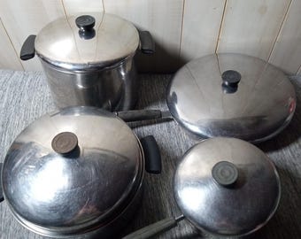 Revere Ware 1801, fondo de cobre, artículos vintage anteriores a 1968, 8 piezas de sartenes y ollas.