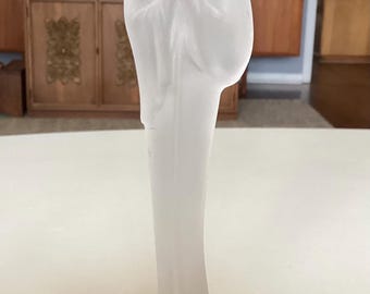Vintage Imperial Lenox Frosted Satin Glass Madonna Prayer