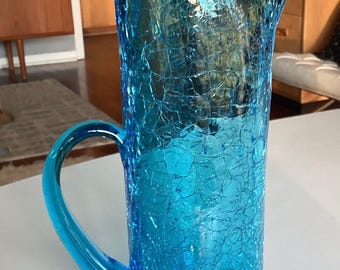 Jarra de cristal craquelado azul aguamarina de estilo vintage MCM