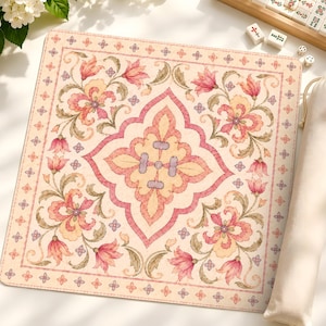 Vintage Floral Mahjong Mat, Premium Non-Slip Tabletop Game Pad, Beautiful Decorative Print, Durable Mahjong Accessory Gift