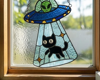 Acchiappasole stravagante a forma di gatto UFO in resina, decorazione da appendere alla finestra con astronave aliena, regalo unico per gli amanti dei gatti in stile vetrata artistica
