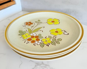 Vintage Hearthside Floral Plate, Handpainted Stoneware 1970s Retro Decor