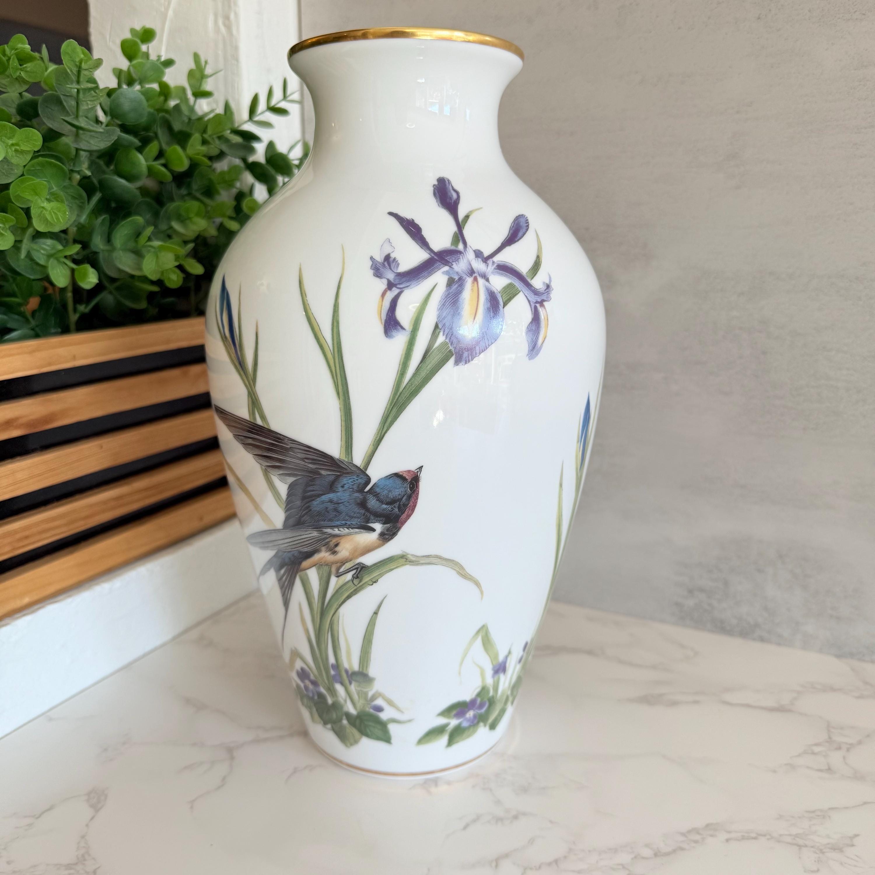 Meadowland Bird Vase - Etsy