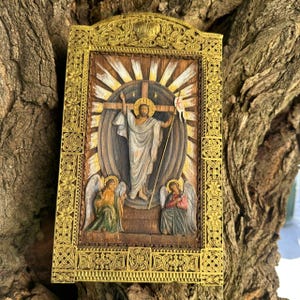 Resurrection of Christ Icon – Hand-Carved Oak with Gold Leaf | Christian Religious Wall Art | 31×19 cm / 12.2×7.5 in